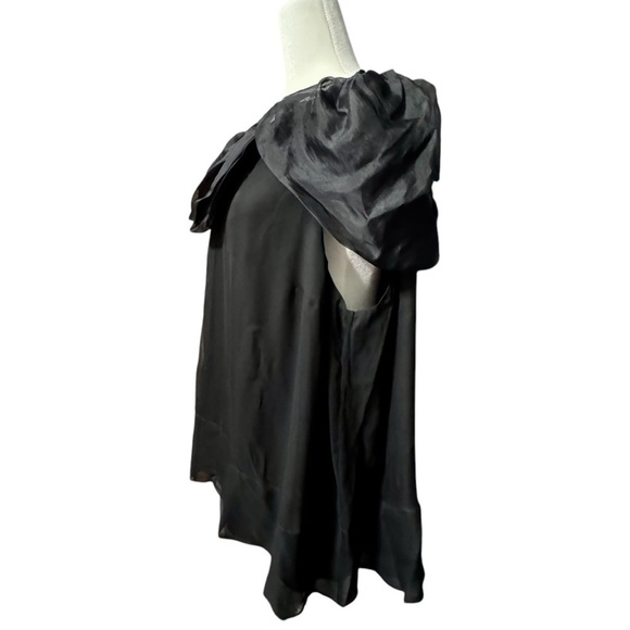 KAY UNGER Silk Black Ruffled Neckline Sleeveless Tunic Blouse Size 20 - Picture 3 of 7